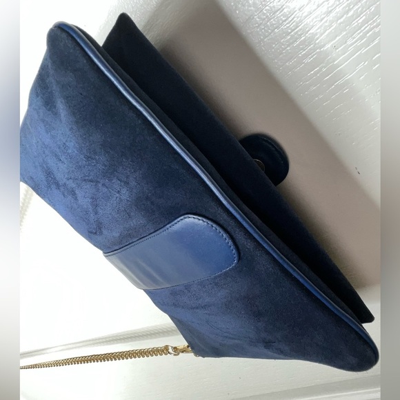 Vintage Gucci Crossbody - Picture 3 of 10